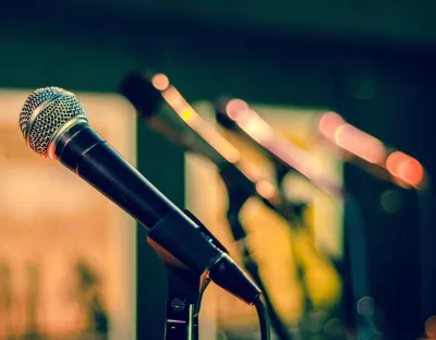 microphones in a row