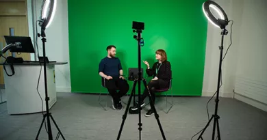 Image of greenscreen in library