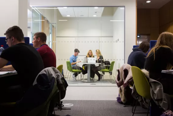 Students in U.L. Law Library 