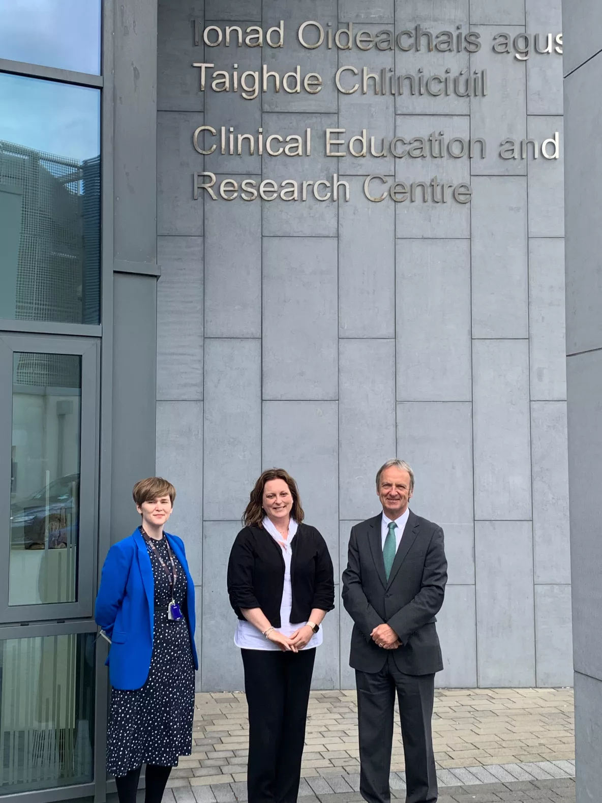 Picture of Sir Terence Stephenson outside CERC building