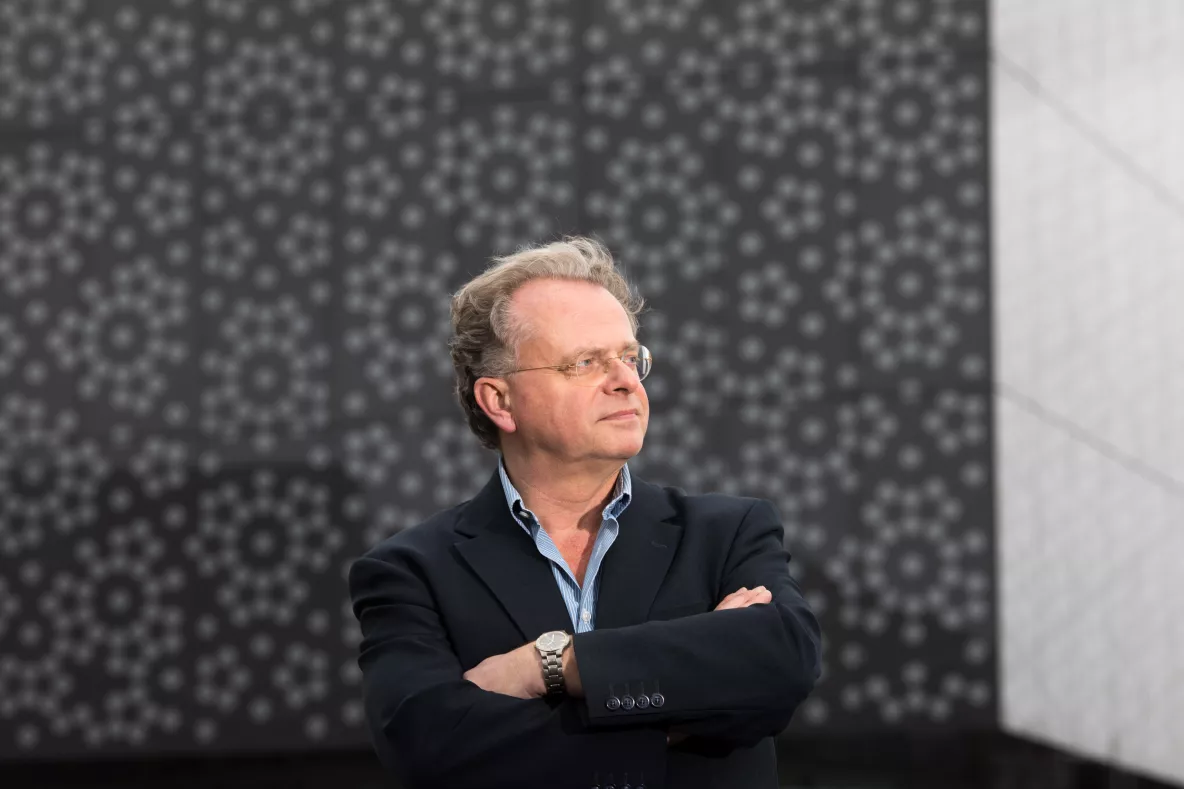 A picture of Professor Luuk van der Wielen outside the Bernal building in UL