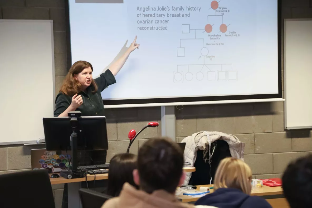 Dr Elizabeth Ryan - Festival of Science 