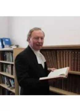 Headshot of Judge Tom O'Donnell