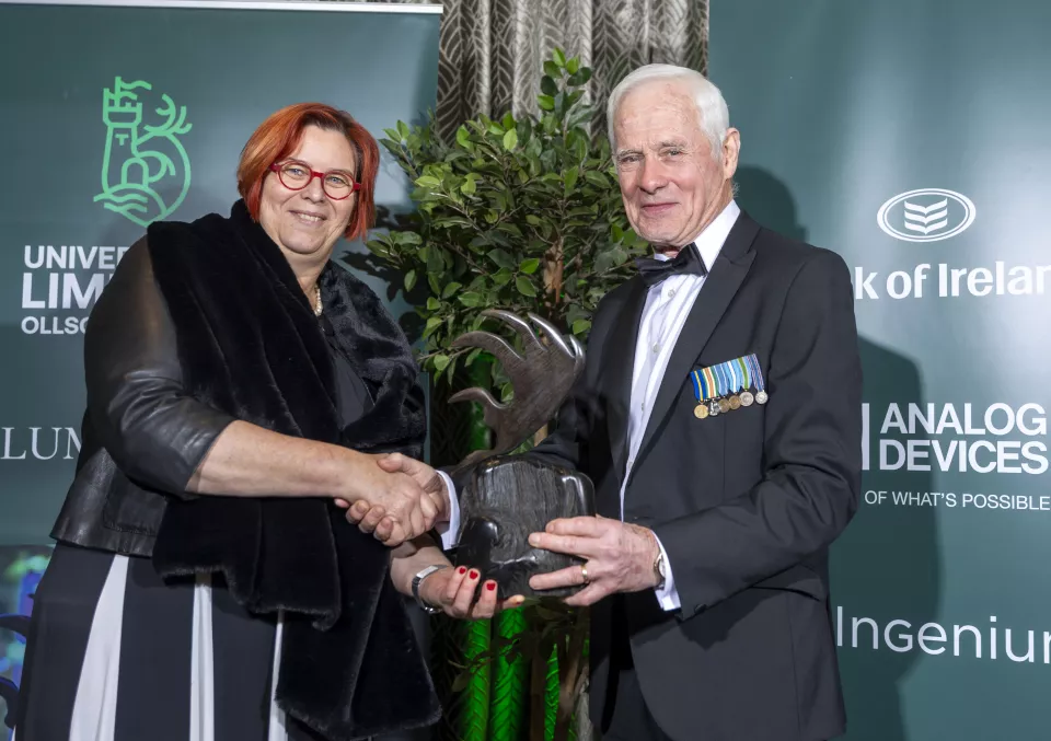 UL President presenting Col. Colm Doyle with his UL Alumni Award