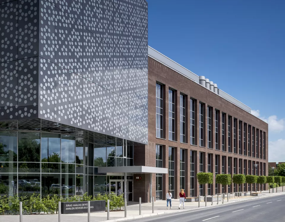 Landscape image of the institute showcasing the scale of the building